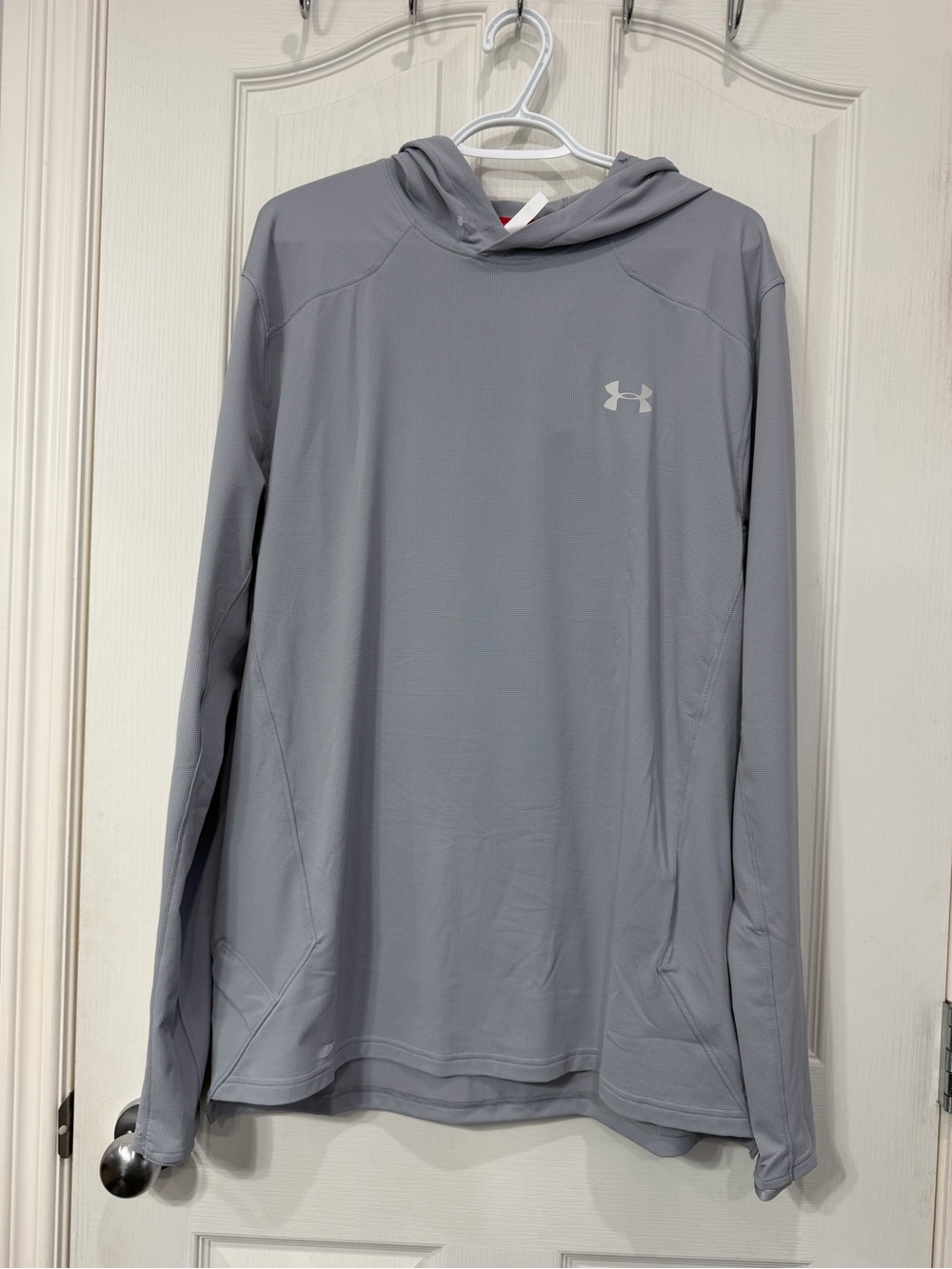 Under Armour Men’s Light Gray Hooded Training Top